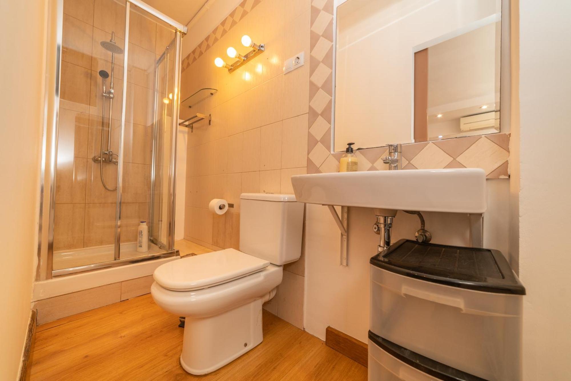 Barcelona Apartment Near Park Guell المظهر الخارجي الصورة